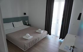 Aestas Apartments